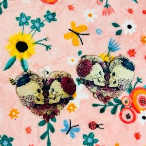 Skull Couple Love Earrings Set NEW!